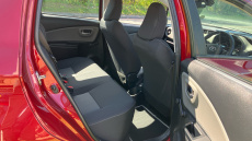 Toyota Yaris 1.5 VVT-i Icon Tech 5dr Petrol Hatchback